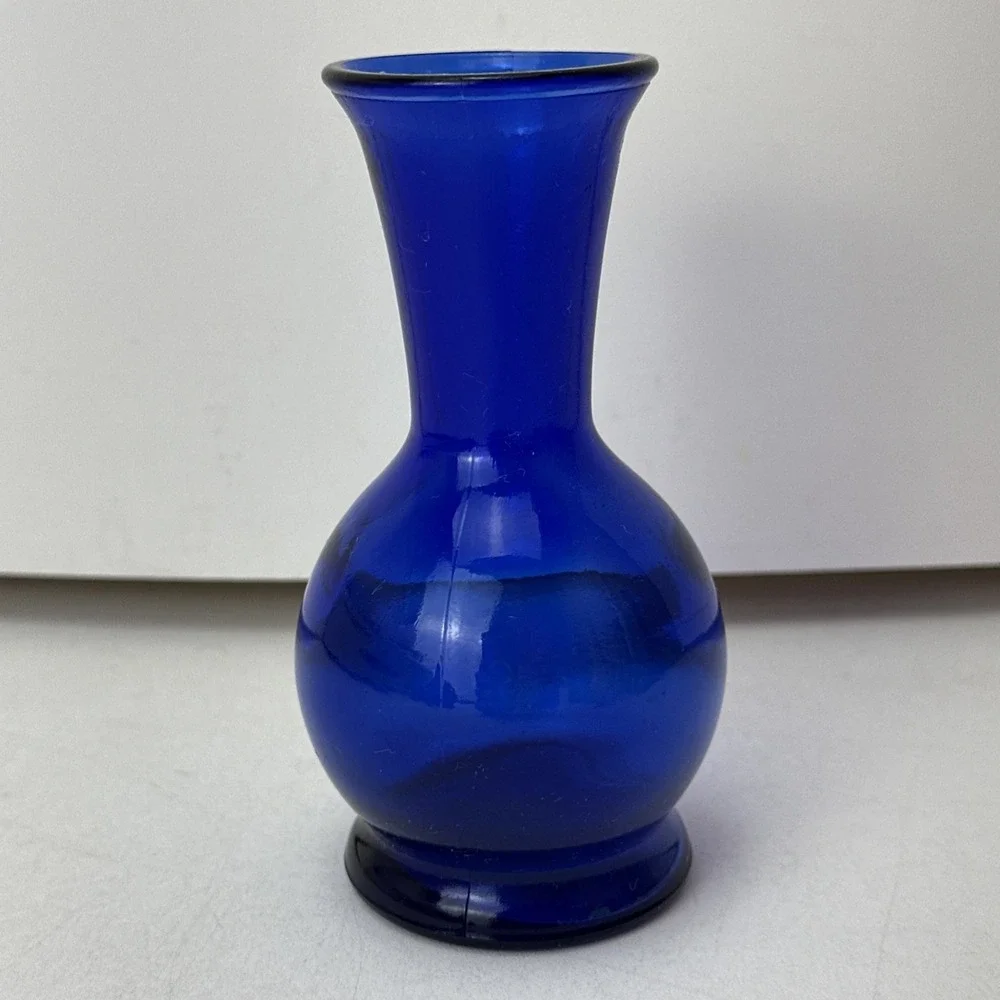 Vintage Cobalt Blue Bud Vase 4.5